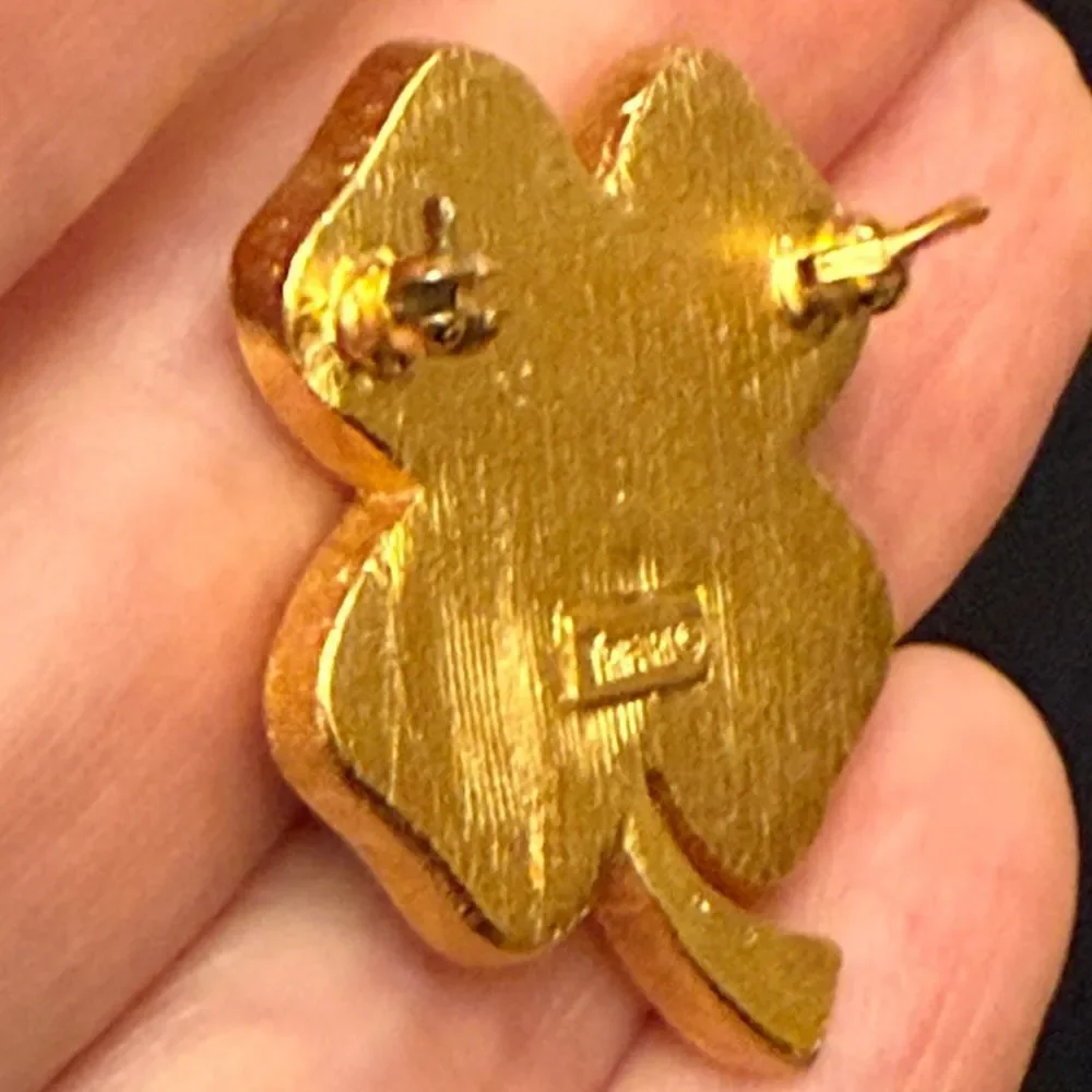 TRIFARI BLUE & GOLD TONE 4 LEAF CLOVER PIN BROOCH COSTUME GEM LUCKY CHARM VGUC